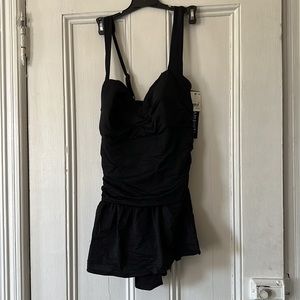 NWT Dreamsuit by Miracle Brands